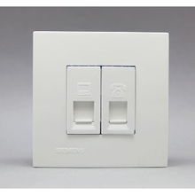 西門(mén)子靈致系列二位電腦電話插座（雅白）評(píng)測(cè) 功能與顏值的平衡之作